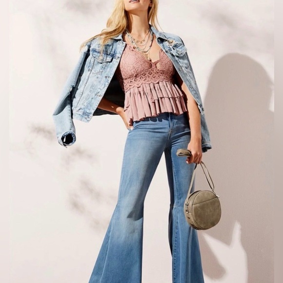 Free People Rumors Denim Jacket in Light Blue Wash Distressed Detailing Size: L - Picture 5 of 12